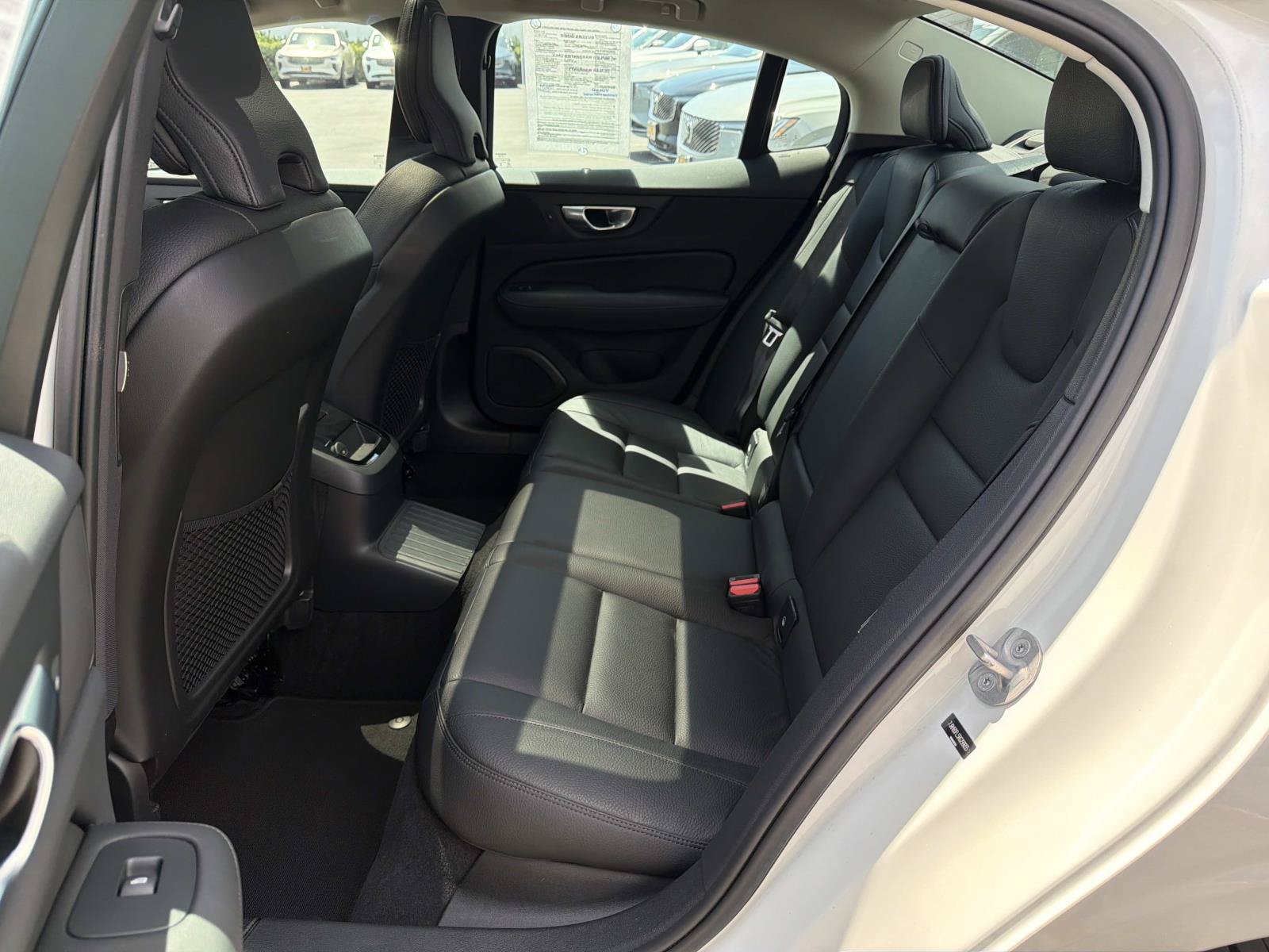 Certified 2024 Volvo S60 T8 Plus AWD/4WD image 21