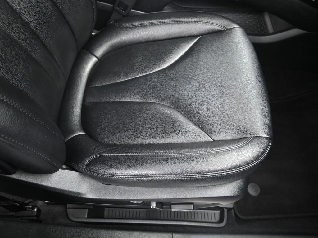 Used 2022 Lincoln Nautilus AWD w/ Premium Package image 34