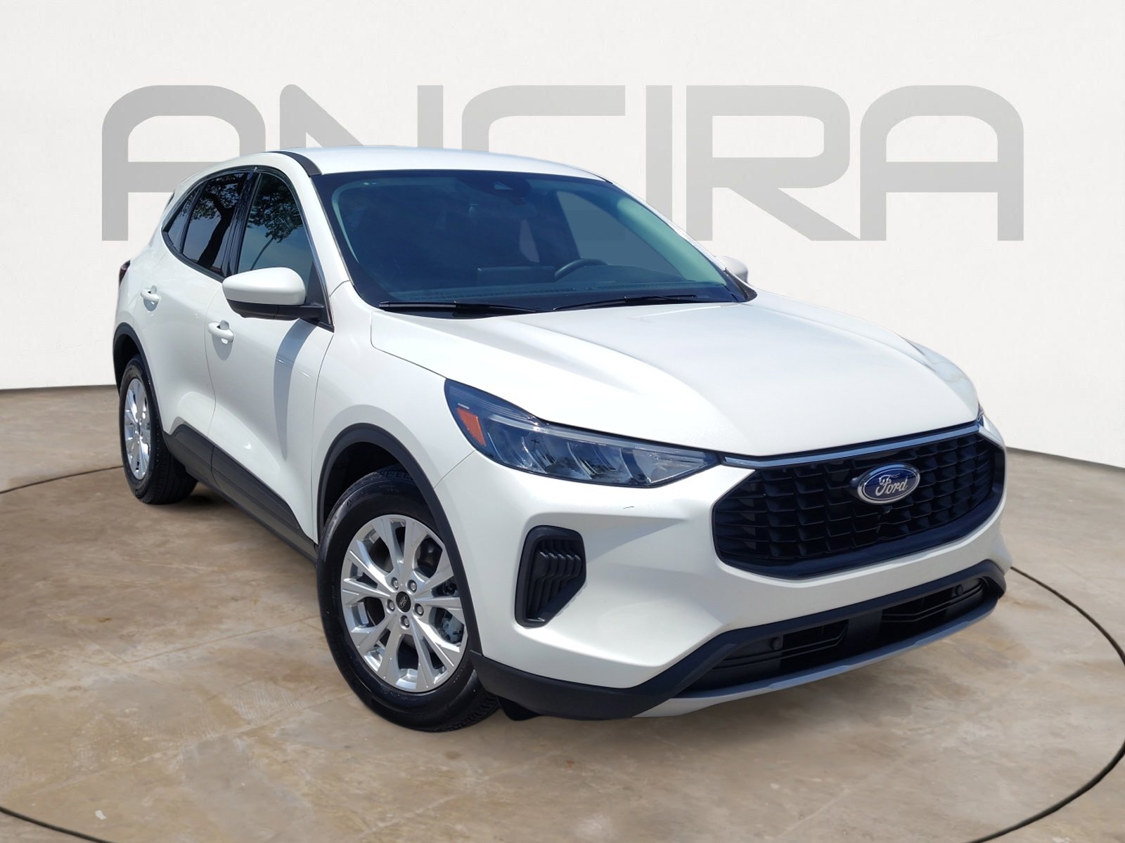 Used 2023 Ford Escape Active w/ Tech Pack #2 FWD image 4