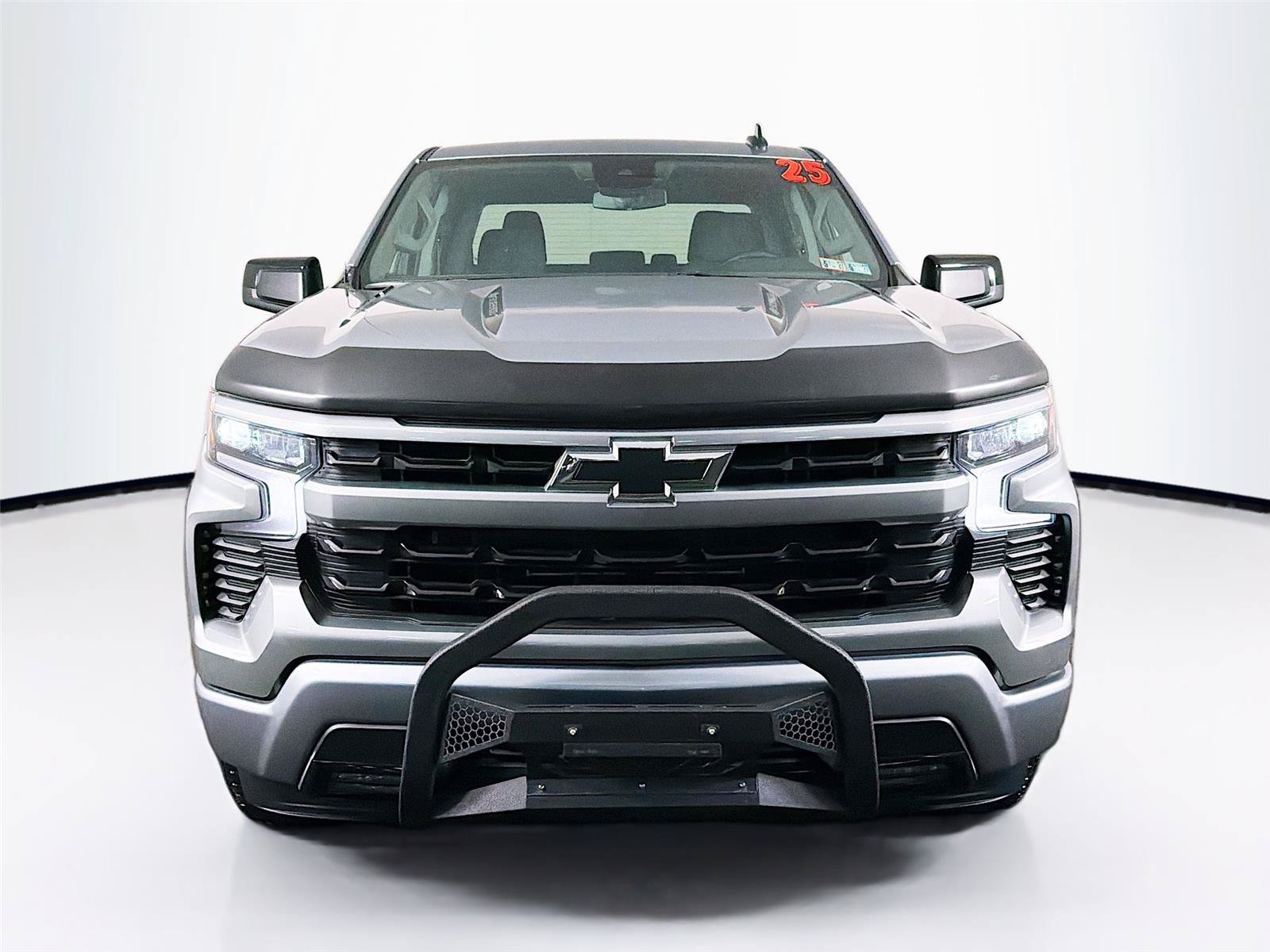 Used 2025 Chevrolet Silverado 1500 RST w/ Dark Appearance Package AWD/4WD image 6