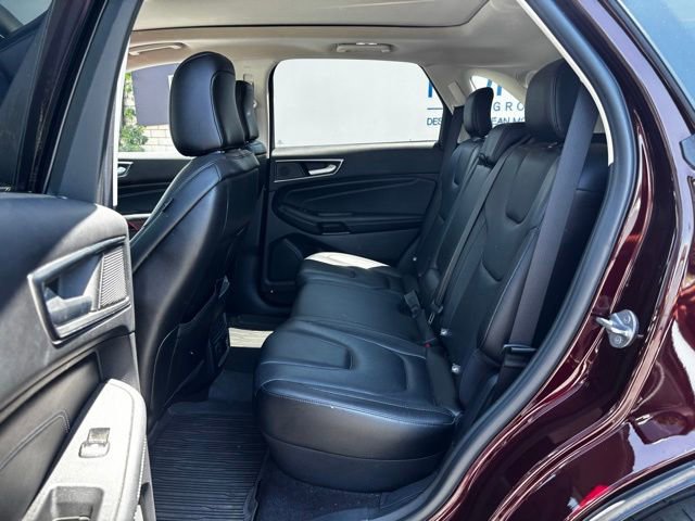 Used 2020 Ford Edge Titanium w/ Class II Trailer Tow Package AWD/4WD image 9