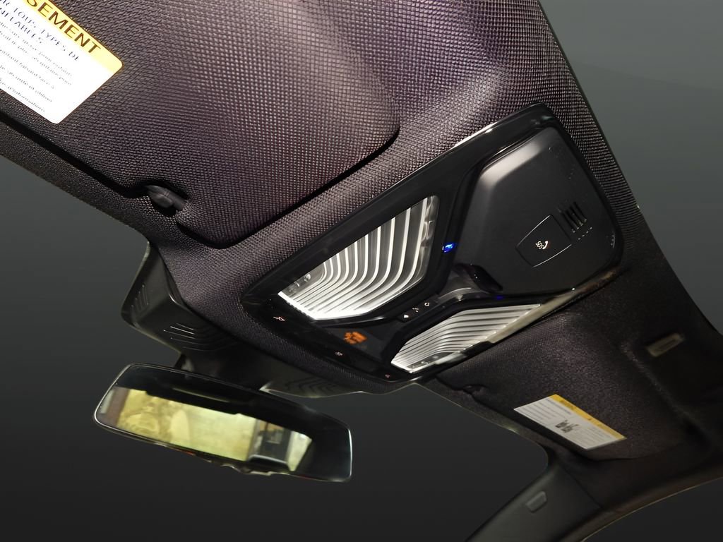 Used 2019 BMW 540i xDrive image 22