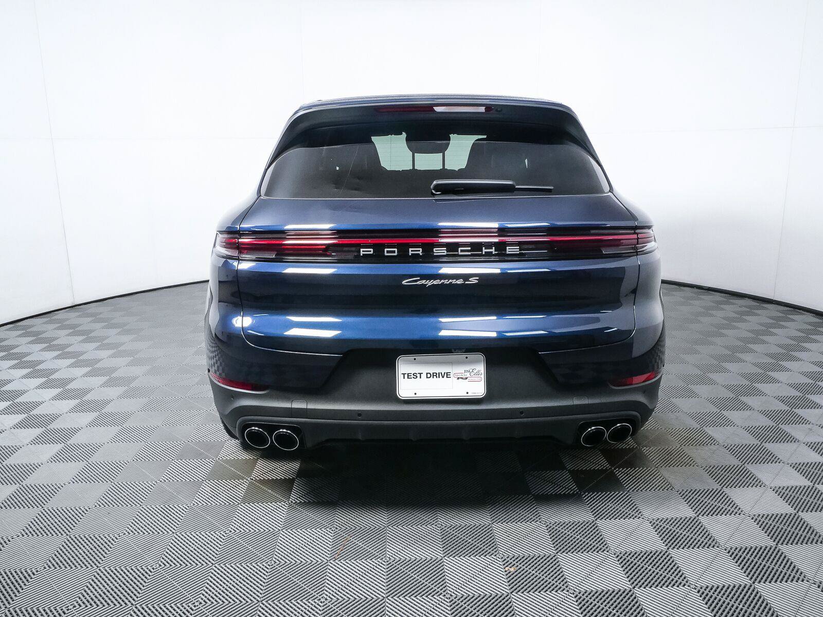 Certified 2026 Porsche Cayenne S AWD/4WD image 31
