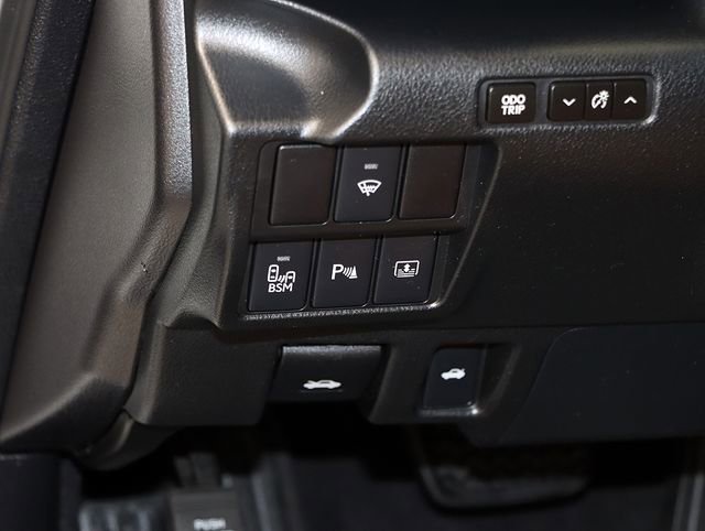 Used 2015 Lexus IS 250 AWD image 25
