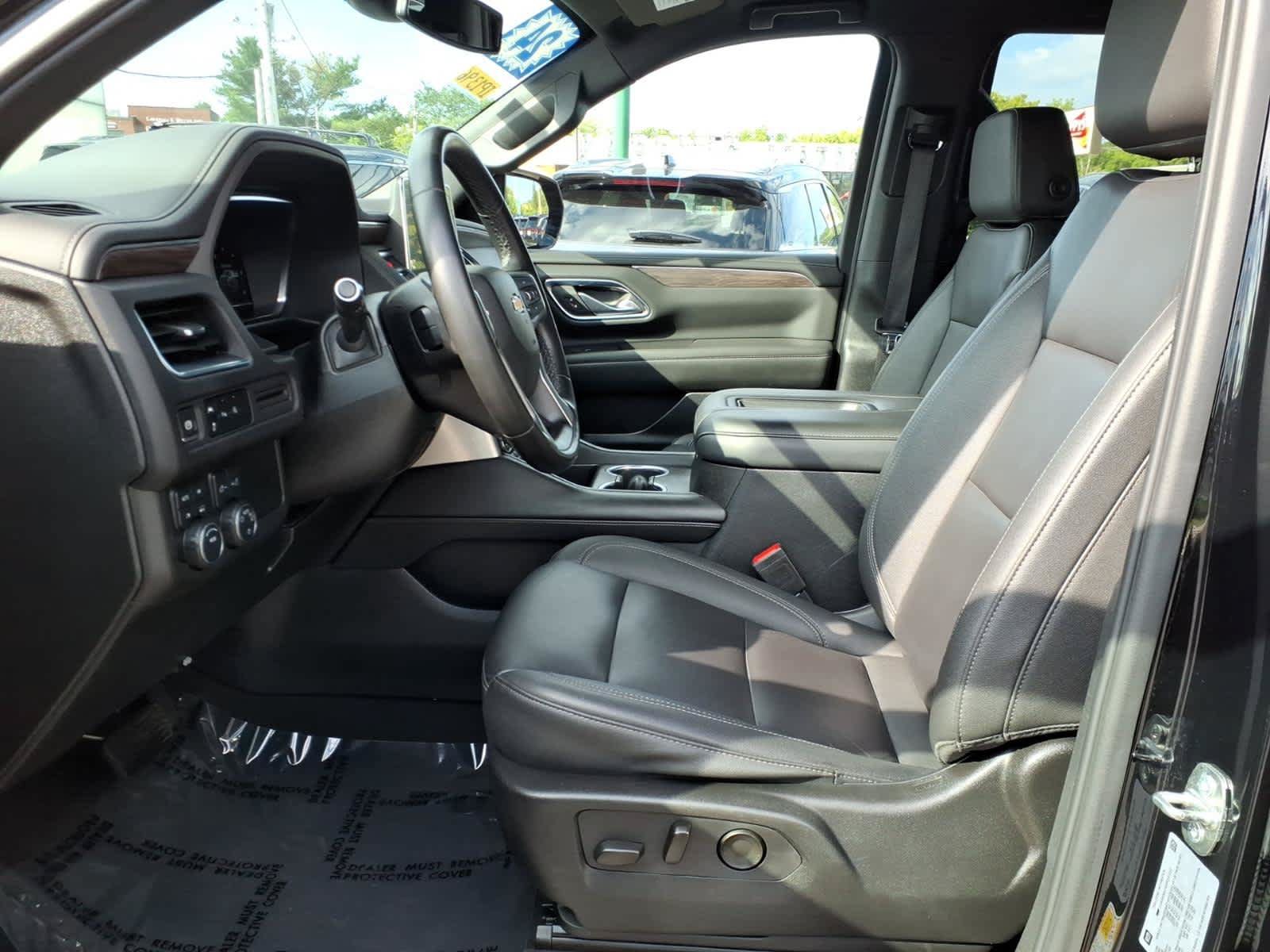 Used 2024 Chevrolet Tahoe LT AWD/4WD image 11