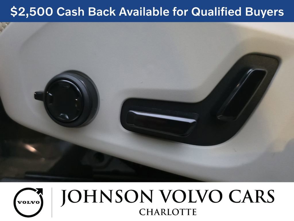 New 2026 Volvo XC90 B6 Ultra w/ Protection Package image 33