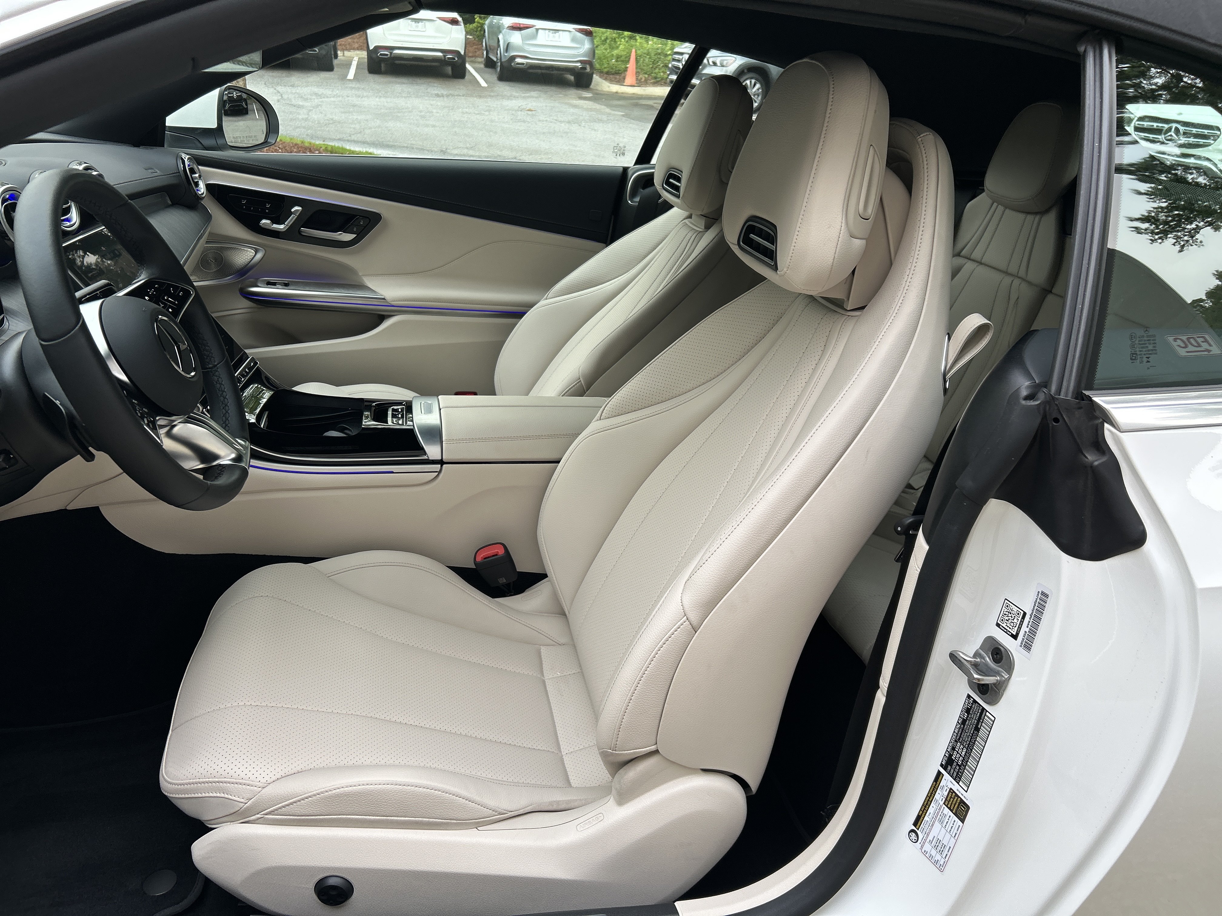 Certified 2025 Mercedes-Benz CLE 300 4MATIC Cabriolet image 33