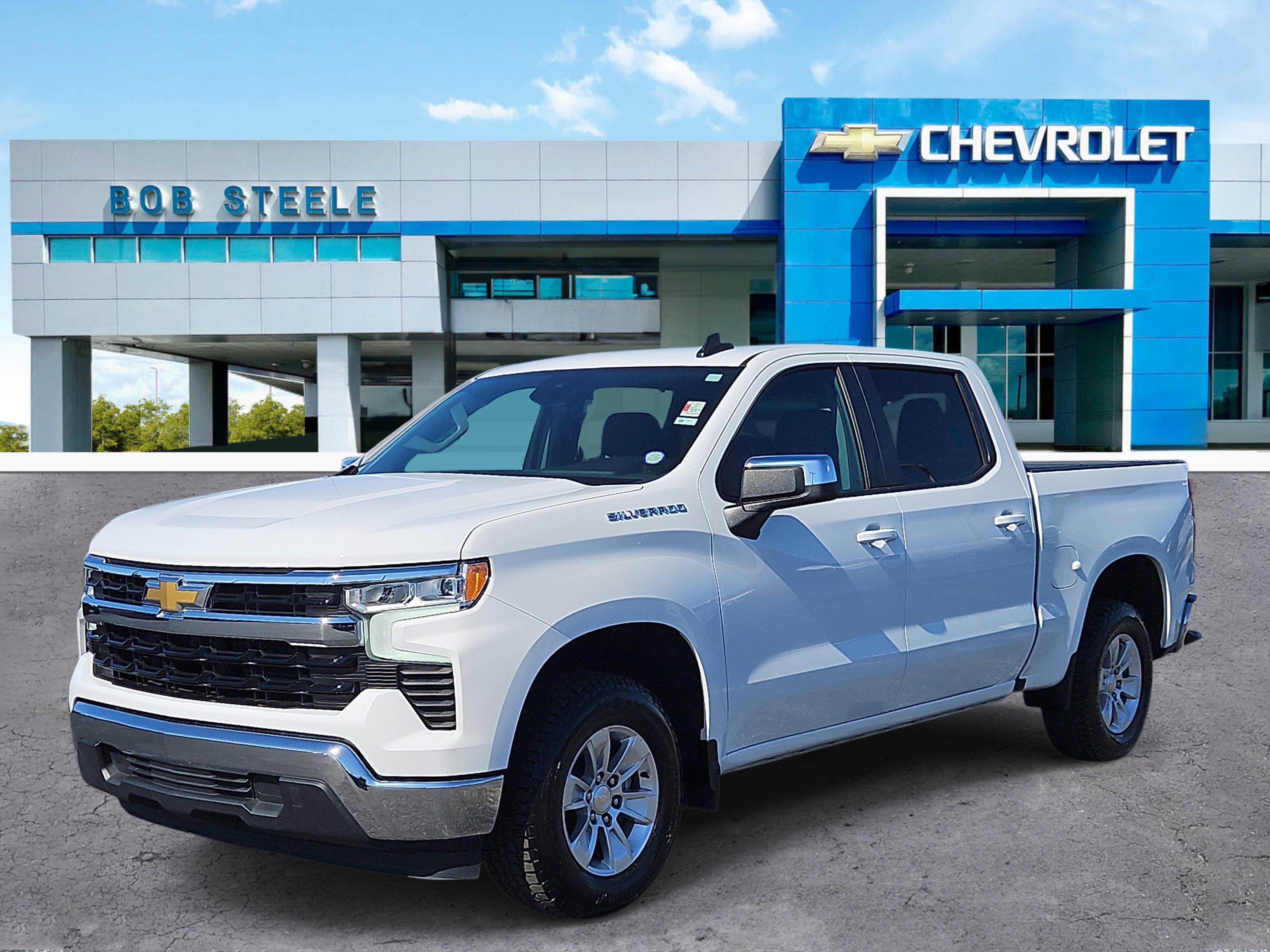 Used 2023 Chevrolet Silverado 1500 LT w/ Protection Package RWD image 2