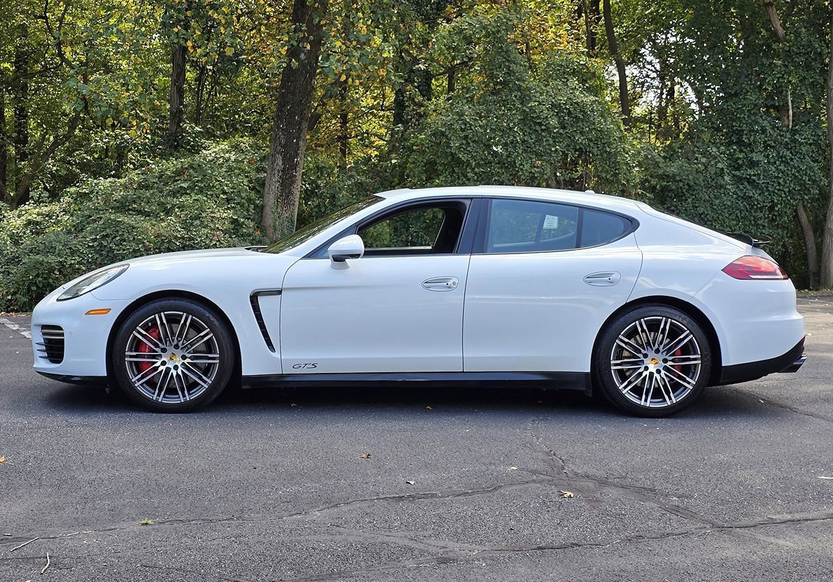 Used 2016 Porsche Panamera GTS w/ Premium Package Plus image 3