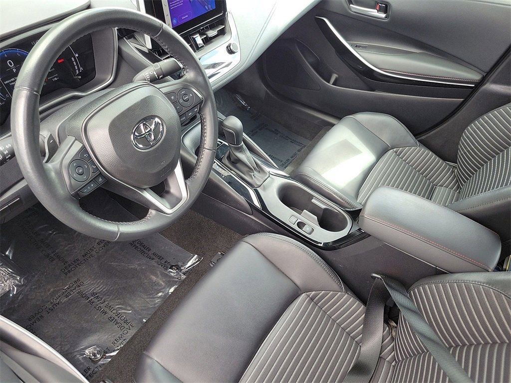 Used 2024 Toyota Corolla XSE image 4