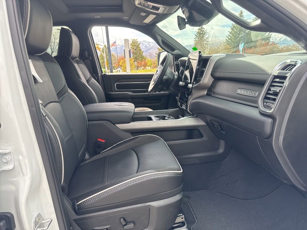 New 2026 RAM 2500 Laramie AWD/4WD image 11