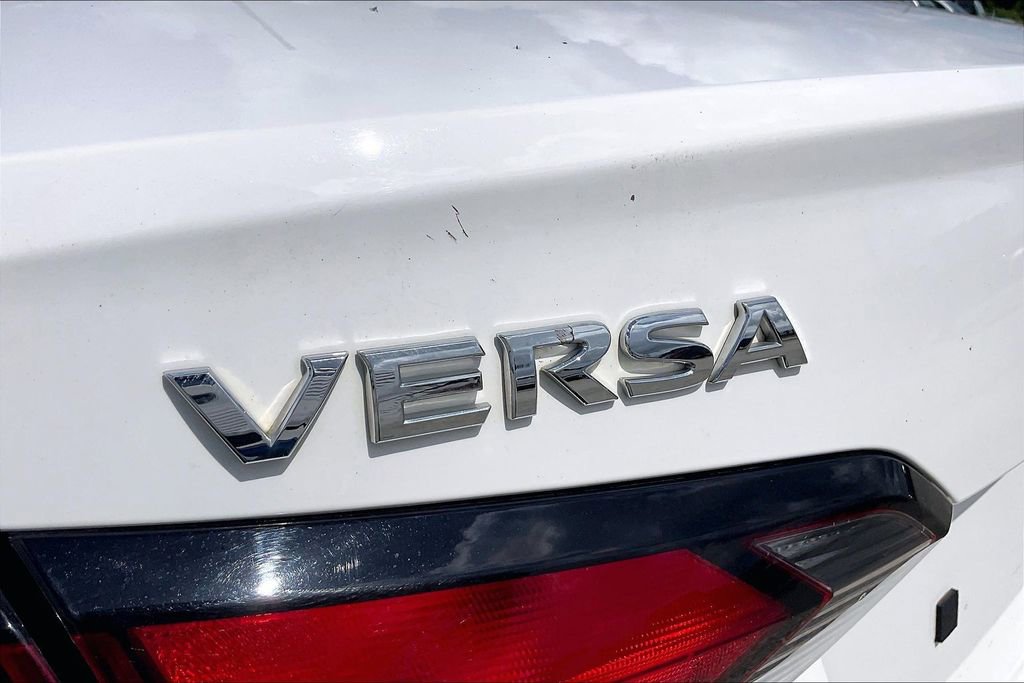 Used 2023 Nissan Versa S FWD image 21