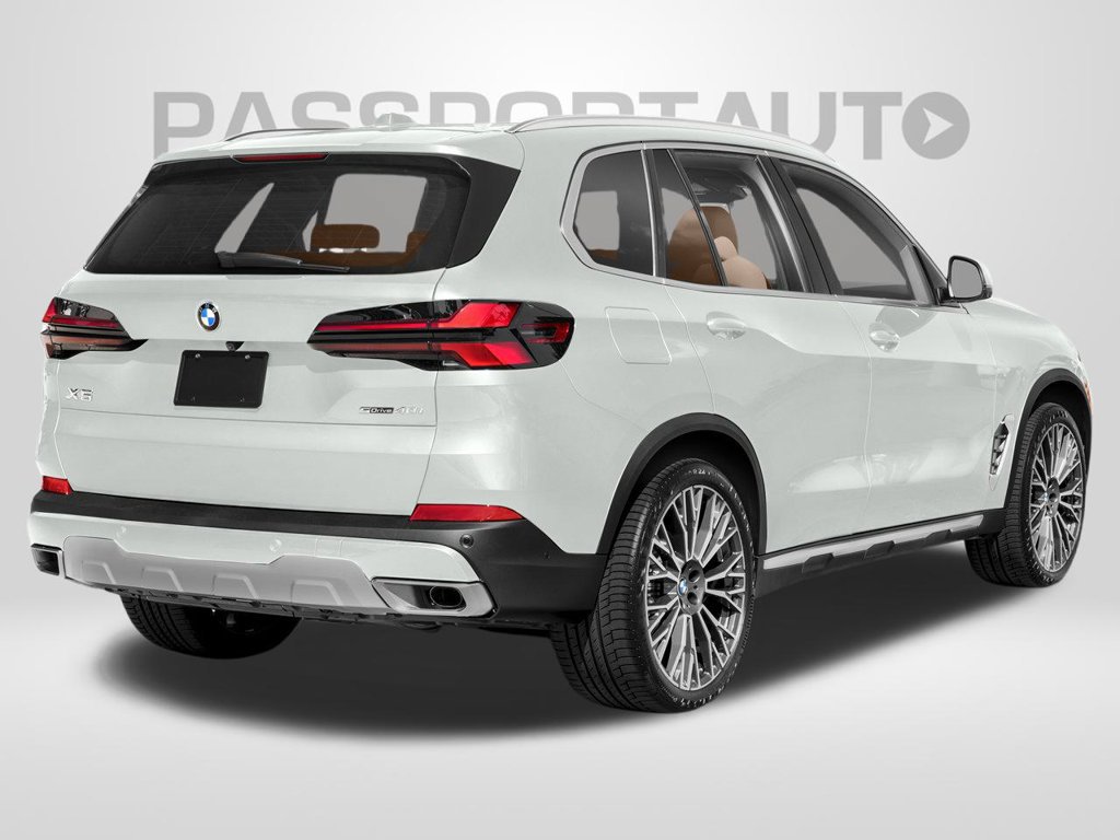 Certified 2024 BMW X5 xDrive40i w/ Premium Package AWD/4WD image 2