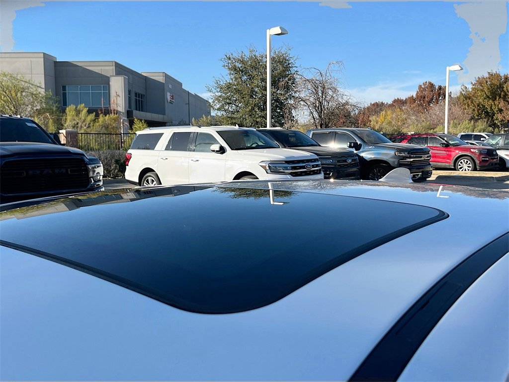 Used 2011 BMW 328i Sedan w/ Premium Pkg image 22