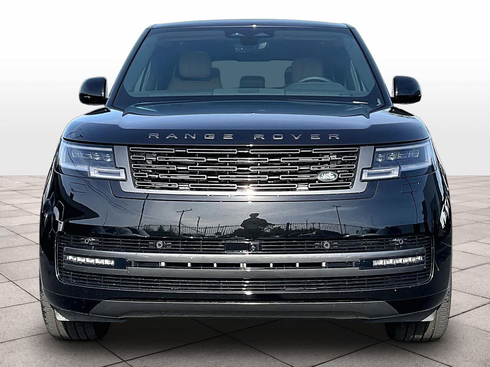 New 2025 Land Rover Range Rover Long Wheelbase SE AWD/4WD image 5