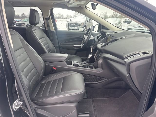 Used 2018 Ford Escape SEL image 16