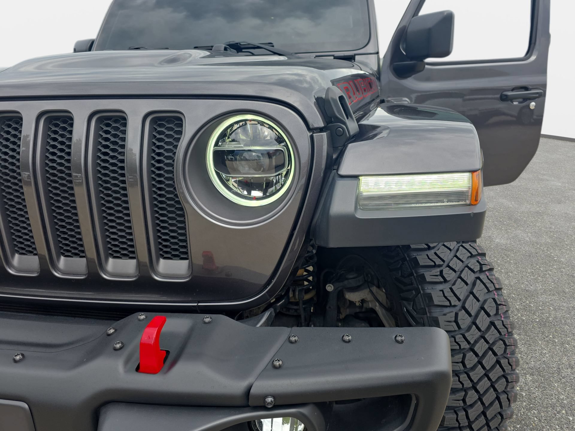 Used 2018 Jeep Wrangler Unlimited Rubicon AWD/4WD image 28