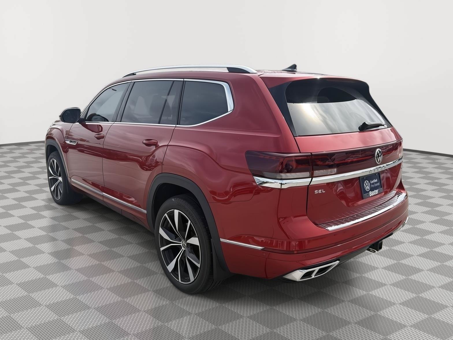 Used 2024 Volkswagen Atlas SEL Premium R-Line AWD/4WD image 10