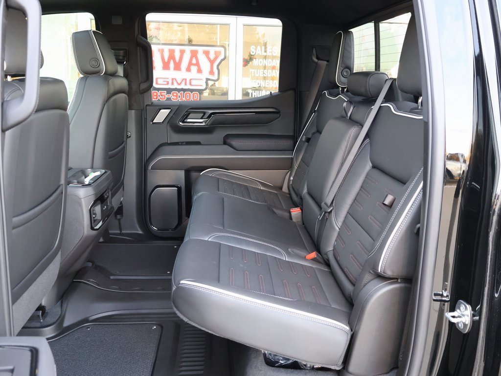 New 2025 GMC Sierra 1500 AT4X image 30