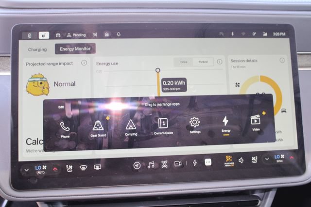Used 2025 Rivian R1S Adventure AWD/4WD image 39