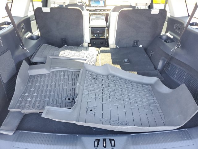 Certified 2025 Lincoln Aviator AWD w/ Jet Appearance Package image 35