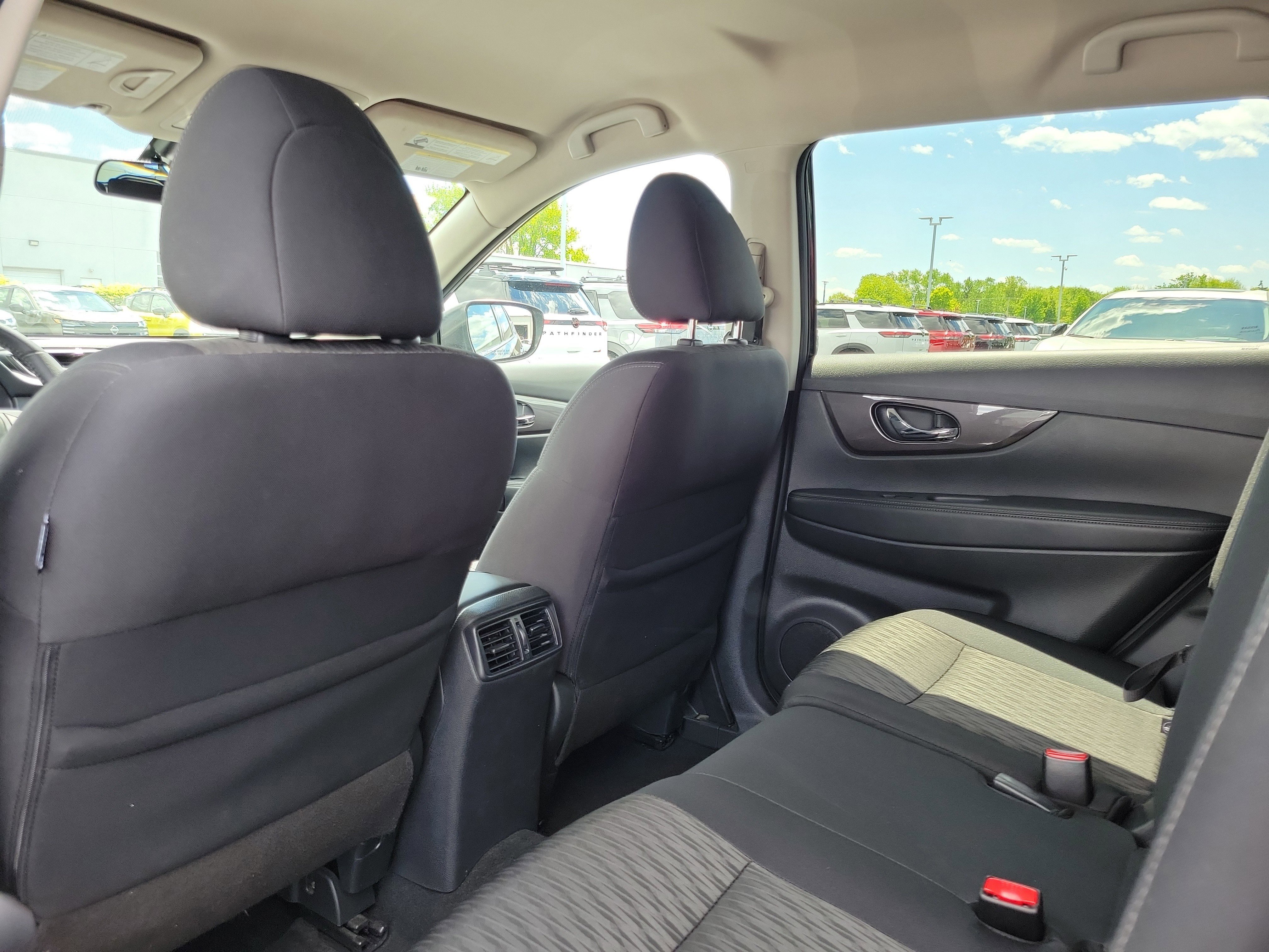 Certified 2019 Nissan Rogue S w/ Special Edition Package AWD/4WD image 14