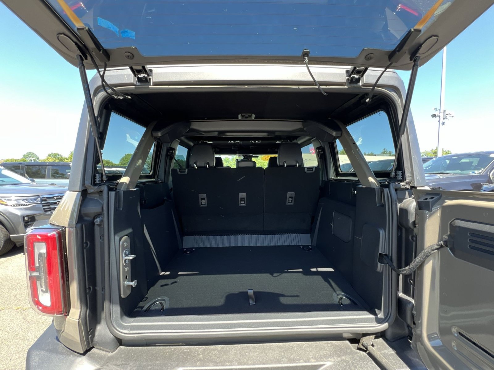 New 2025 Ford Bronco Outer Banks w/ Sasquatch Package AWD/4WD image 33