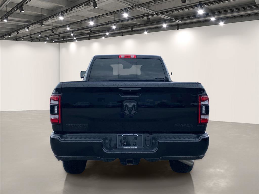 Used 2024 RAM 2500 Big Horn w/ Night Edition AWD/4WD image 6