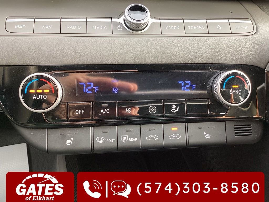 Used 2025 Hyundai Elantra SEL FWD image 17