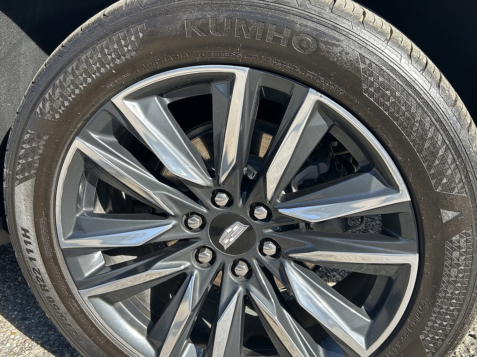 Used 2023 Cadillac Escalade Sport image 4