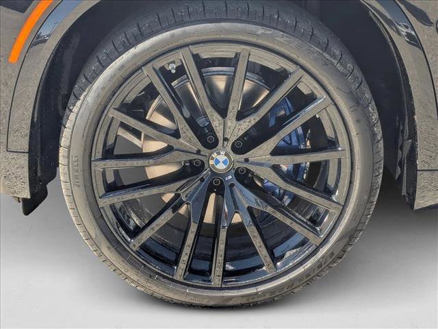 Used 2026 BMW X5 sDrive40i image 10