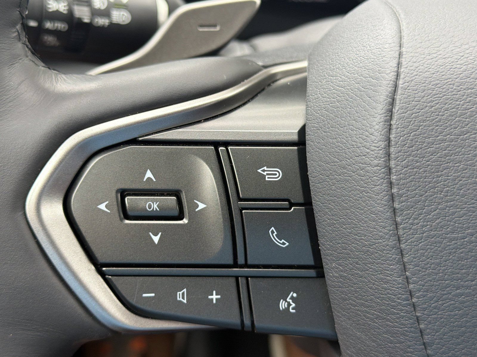 Used 2025 Lexus NX 350h AWD w/ Cold Area Package image 29