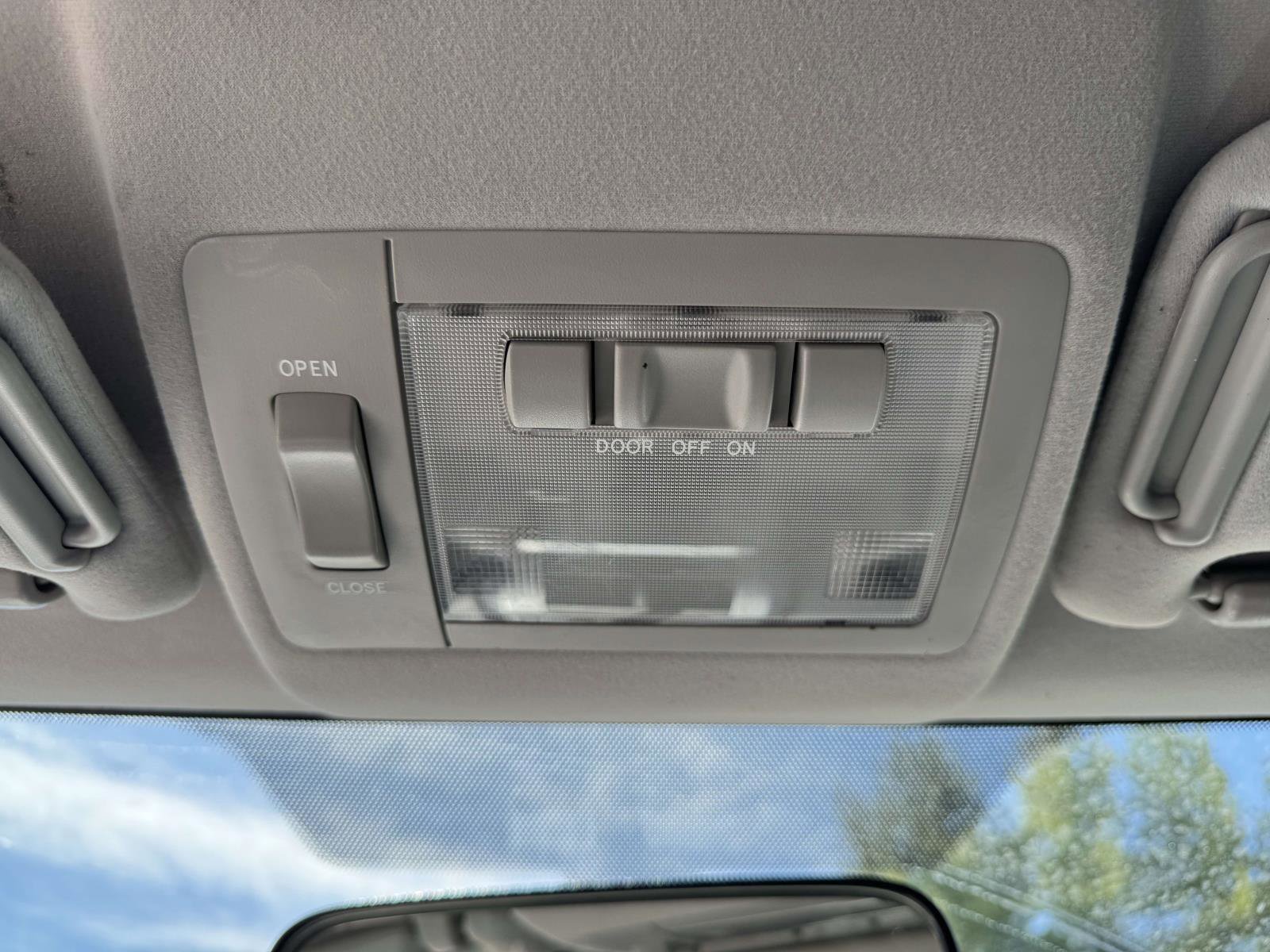 Used 2010 Scion tC FWD image 27