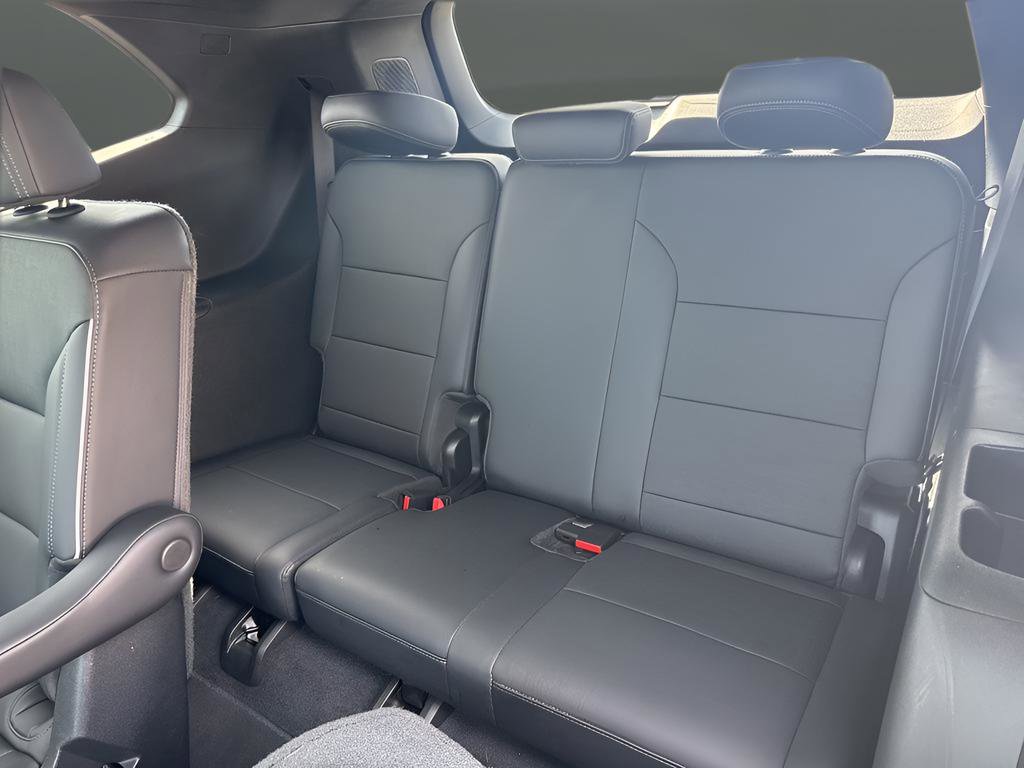 Used 2025 Buick Enclave Preferred FWD image 29
