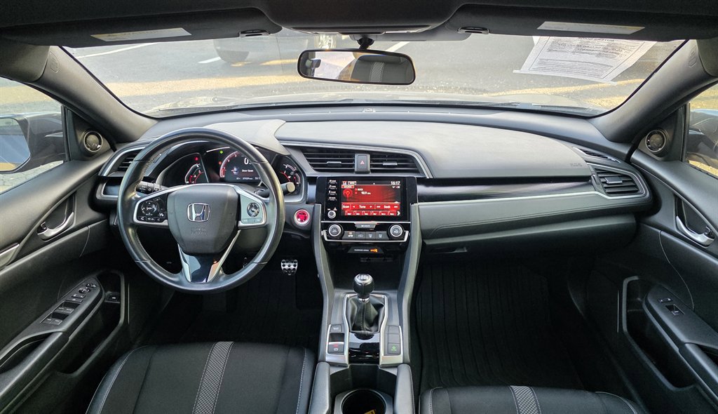 Used 2020 Honda Civic Sport image 16