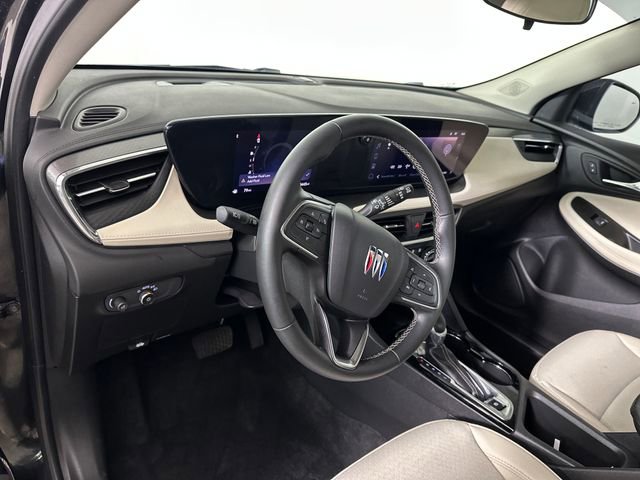 Used 2025 Buick Encore GX Preferred FWD image 13