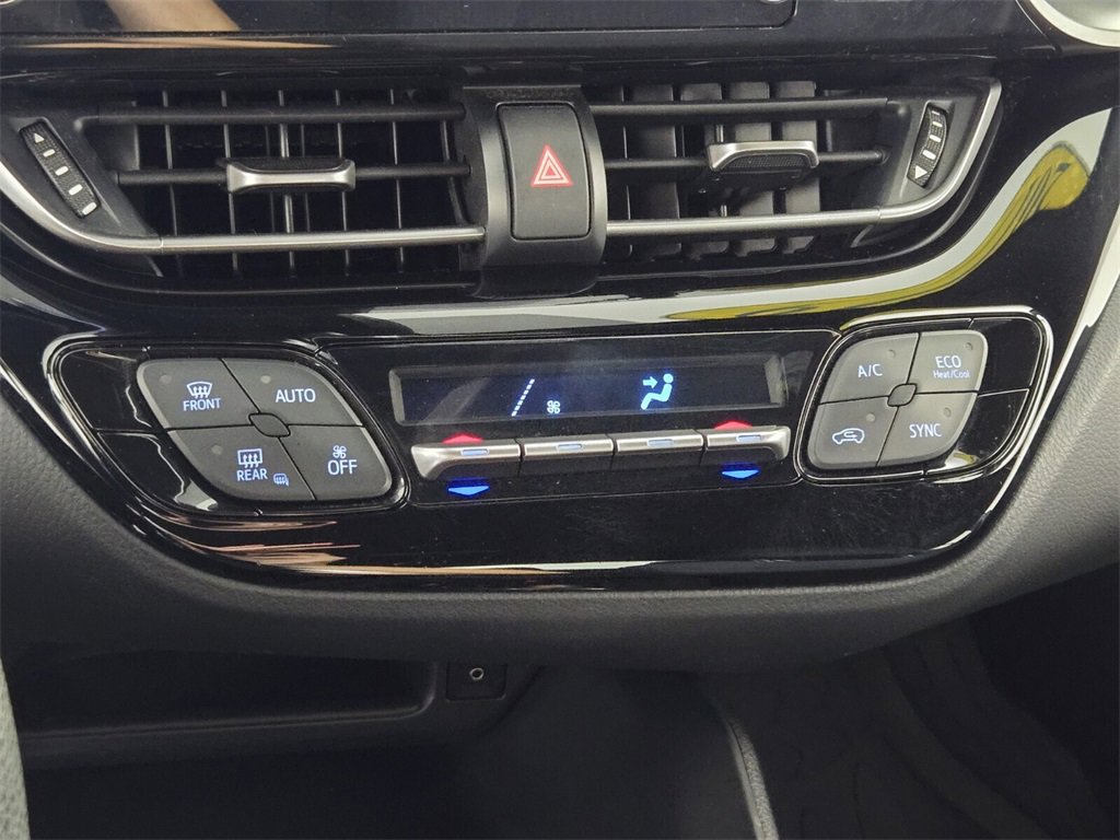 Used 2019 Toyota C-HR LE image 19