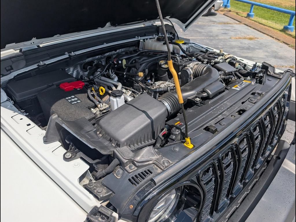 Used 2024 Jeep Gladiator Sport AWD/4WD image 21