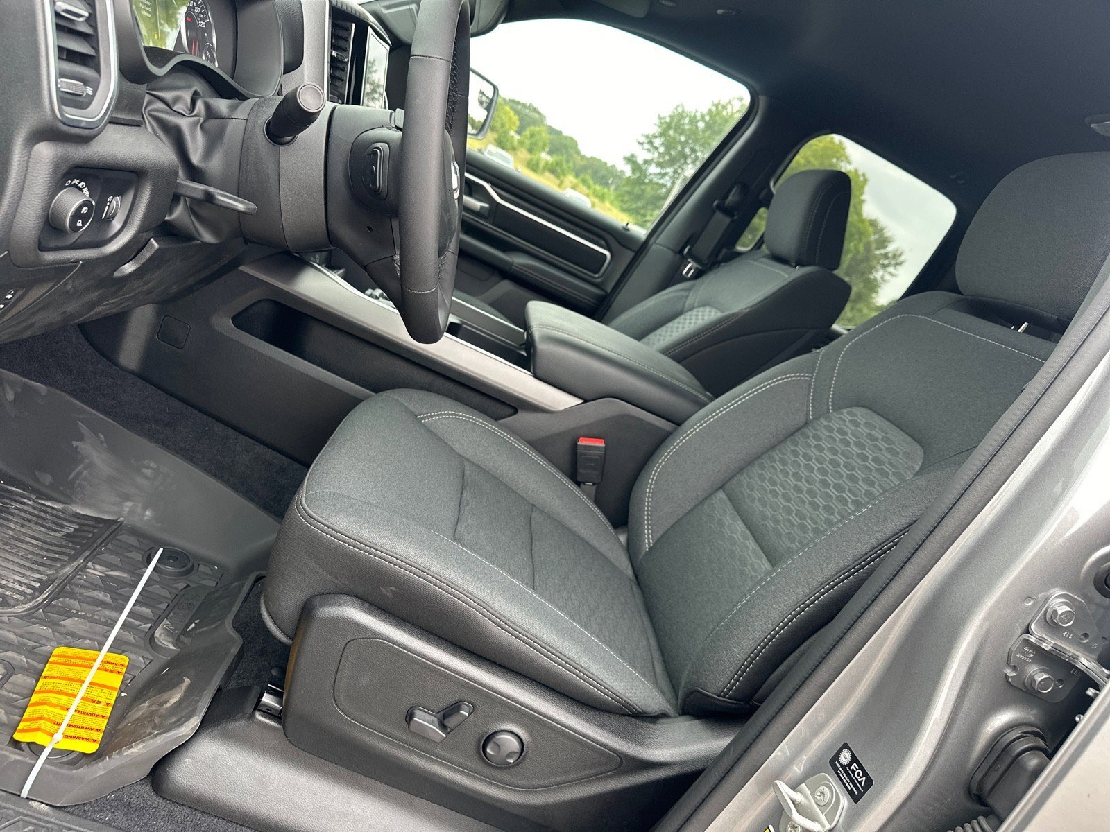 New 2025 RAM 1500 Big Horn image 12