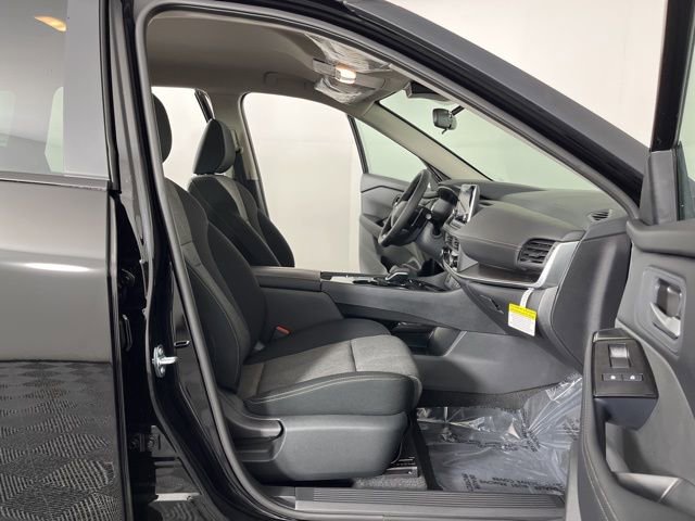 New 2026 Nissan Rogue SV w/ Cold Weather Package image 38
