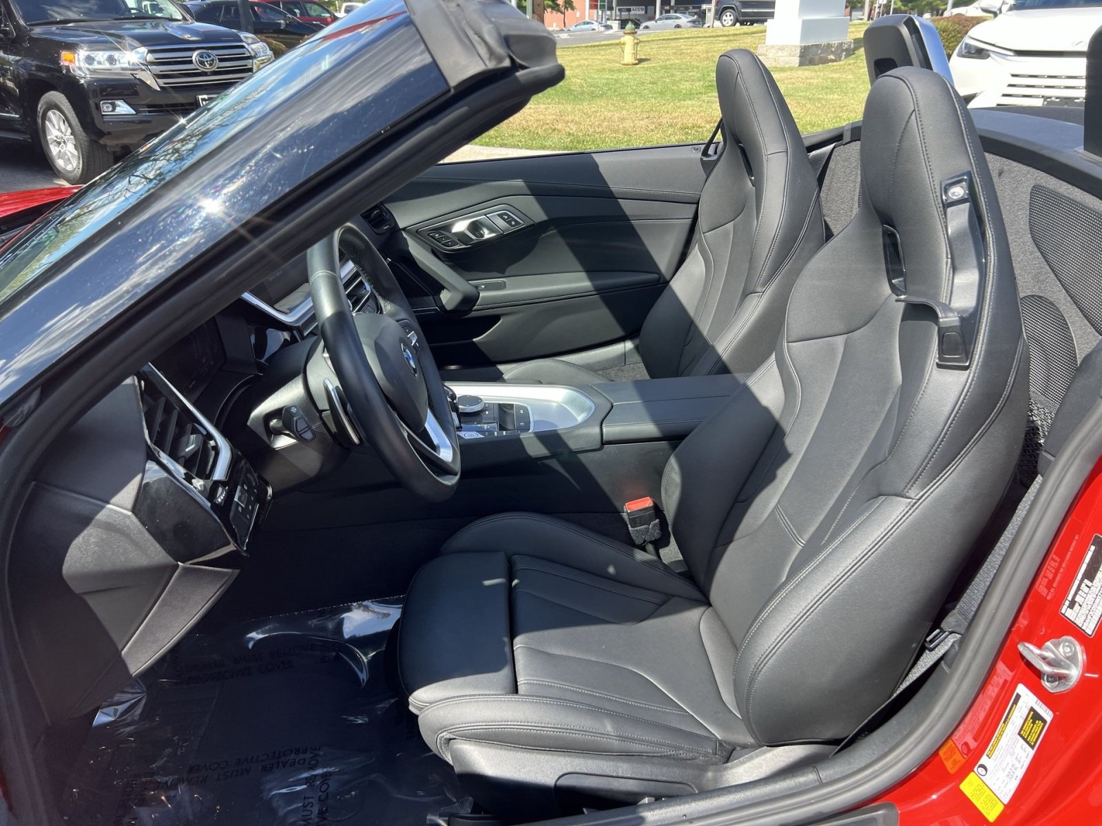 Used 2022 BMW Z4 sDrive30i w/ Convenience Package RWD image 13
