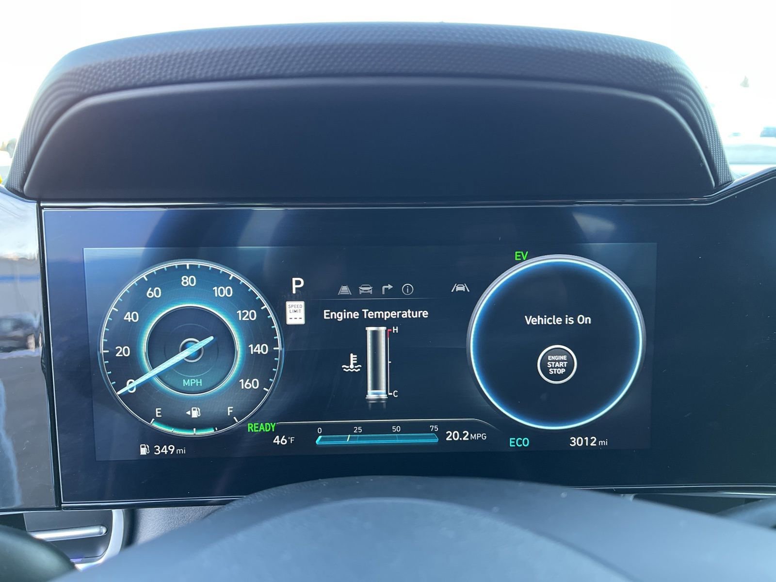 Certified 2025 Hyundai Elantra Limited image 34