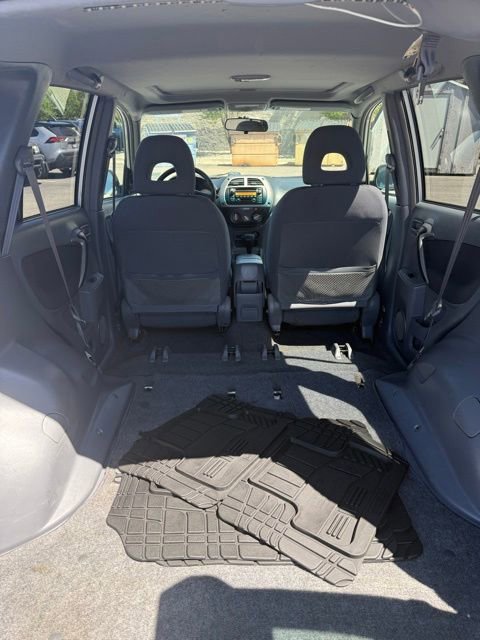 Used 2002 Toyota RAV4 4WD image 11