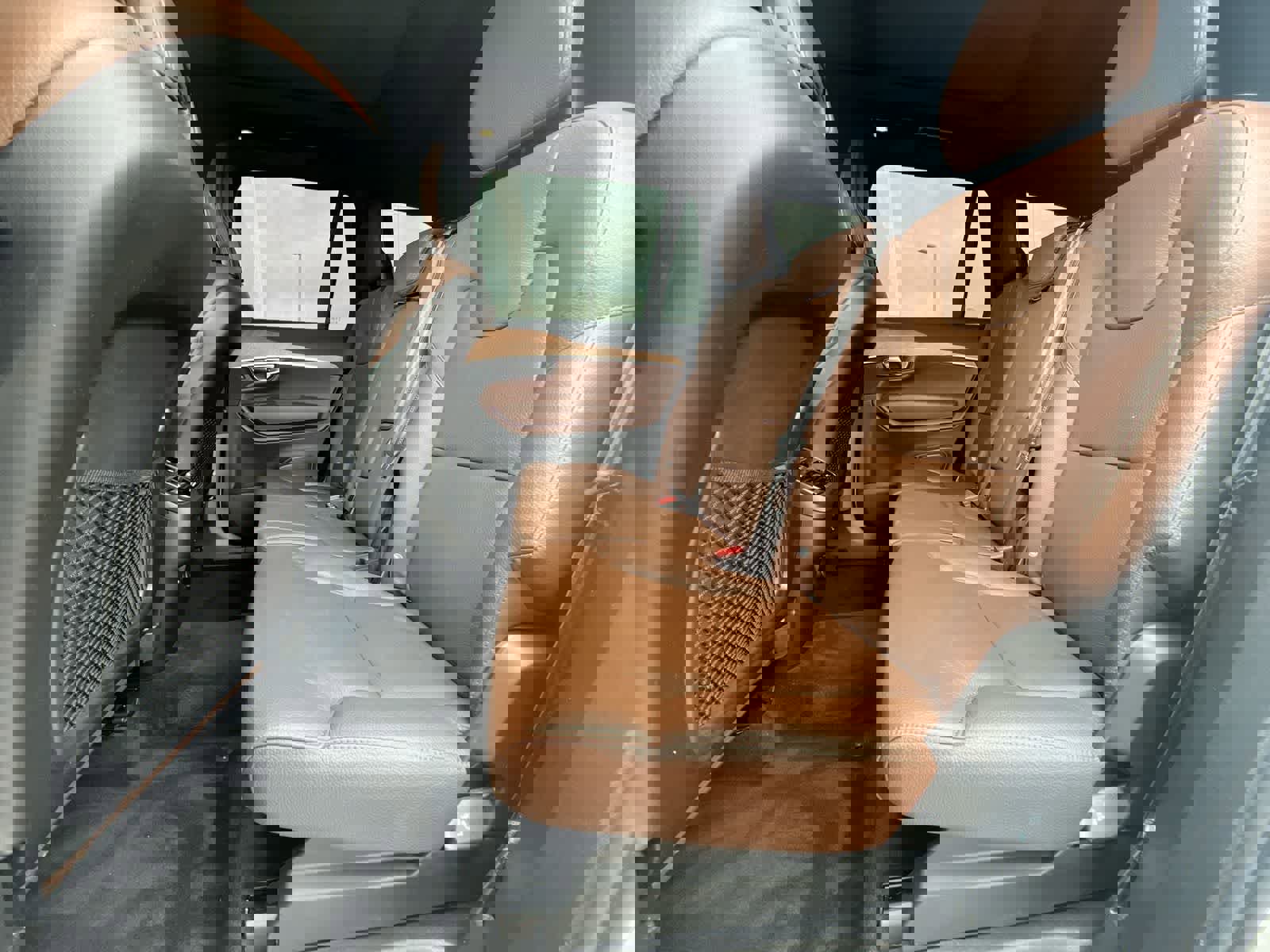 Used 2023 Volvo XC90 B6 Plus w/ Protection Package Premier image 18