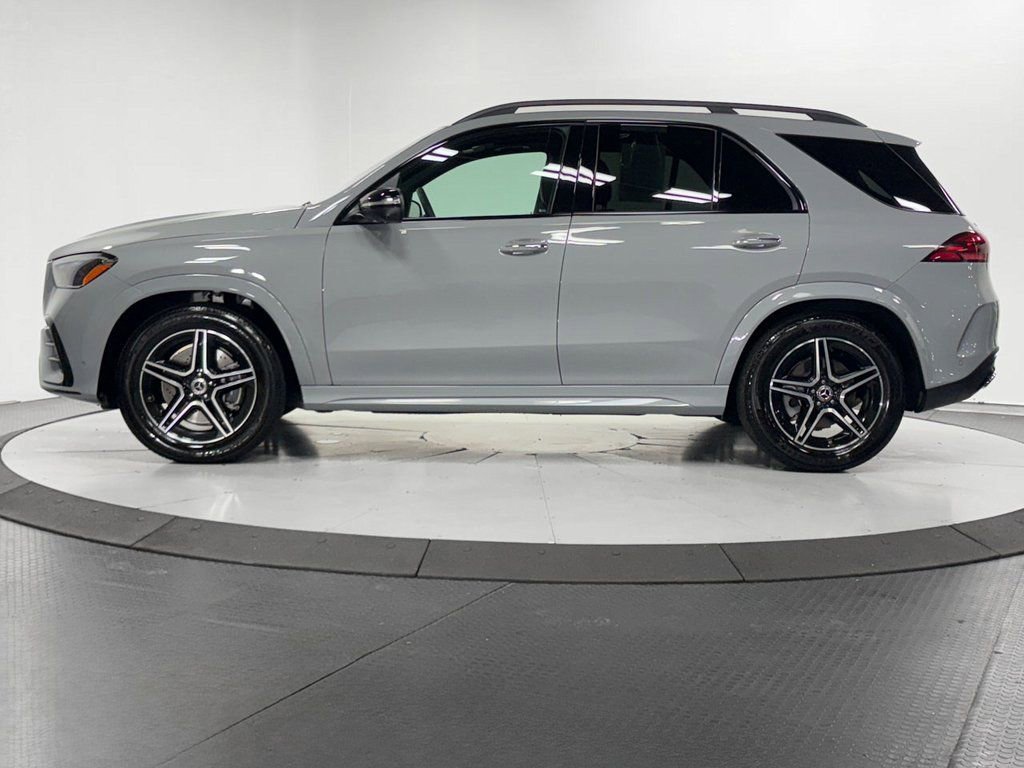 Used 2024 Mercedes-Benz GLE 350 4MATIC image 4