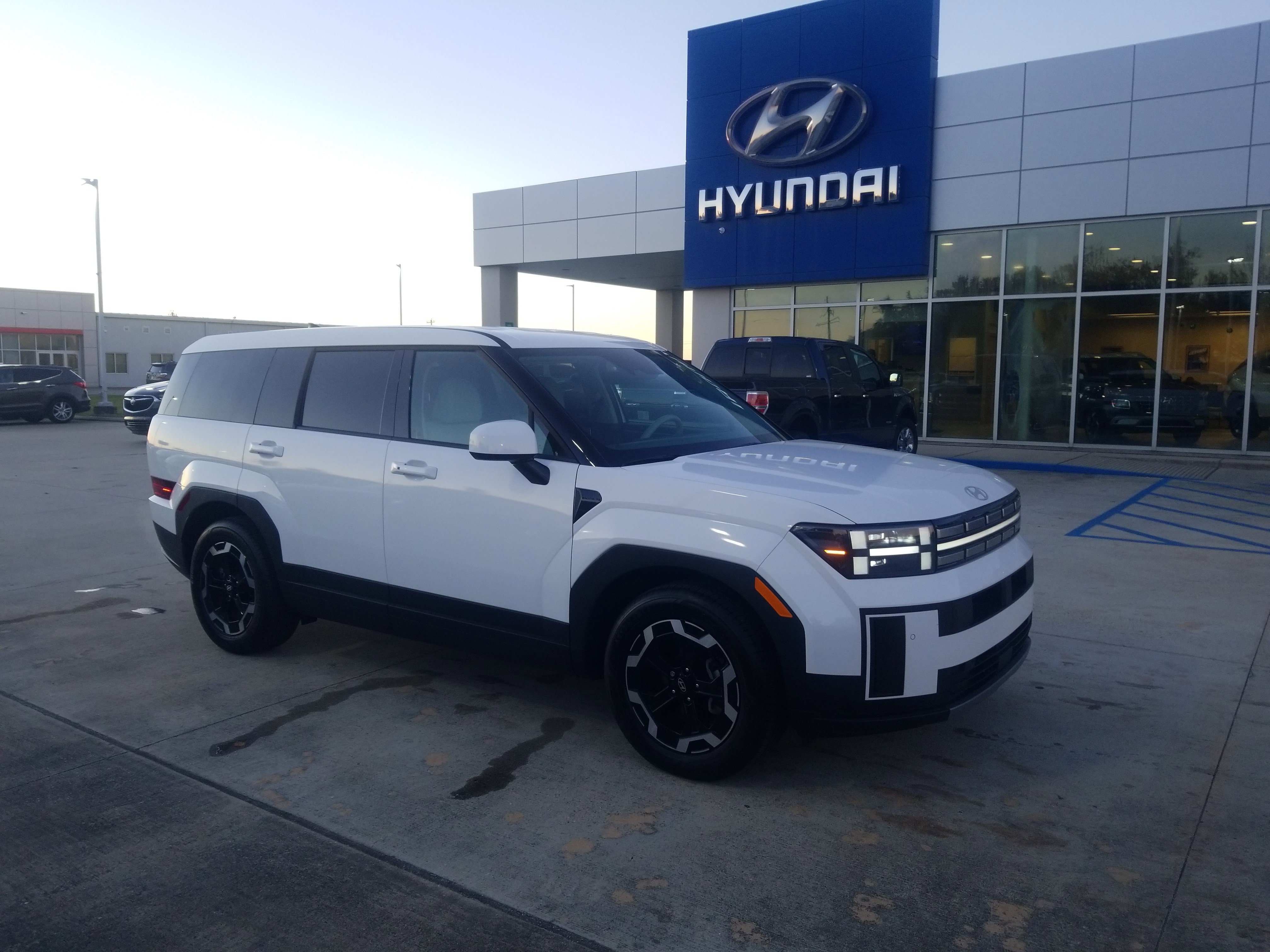 Certified 2025 Hyundai Santa Fe SE