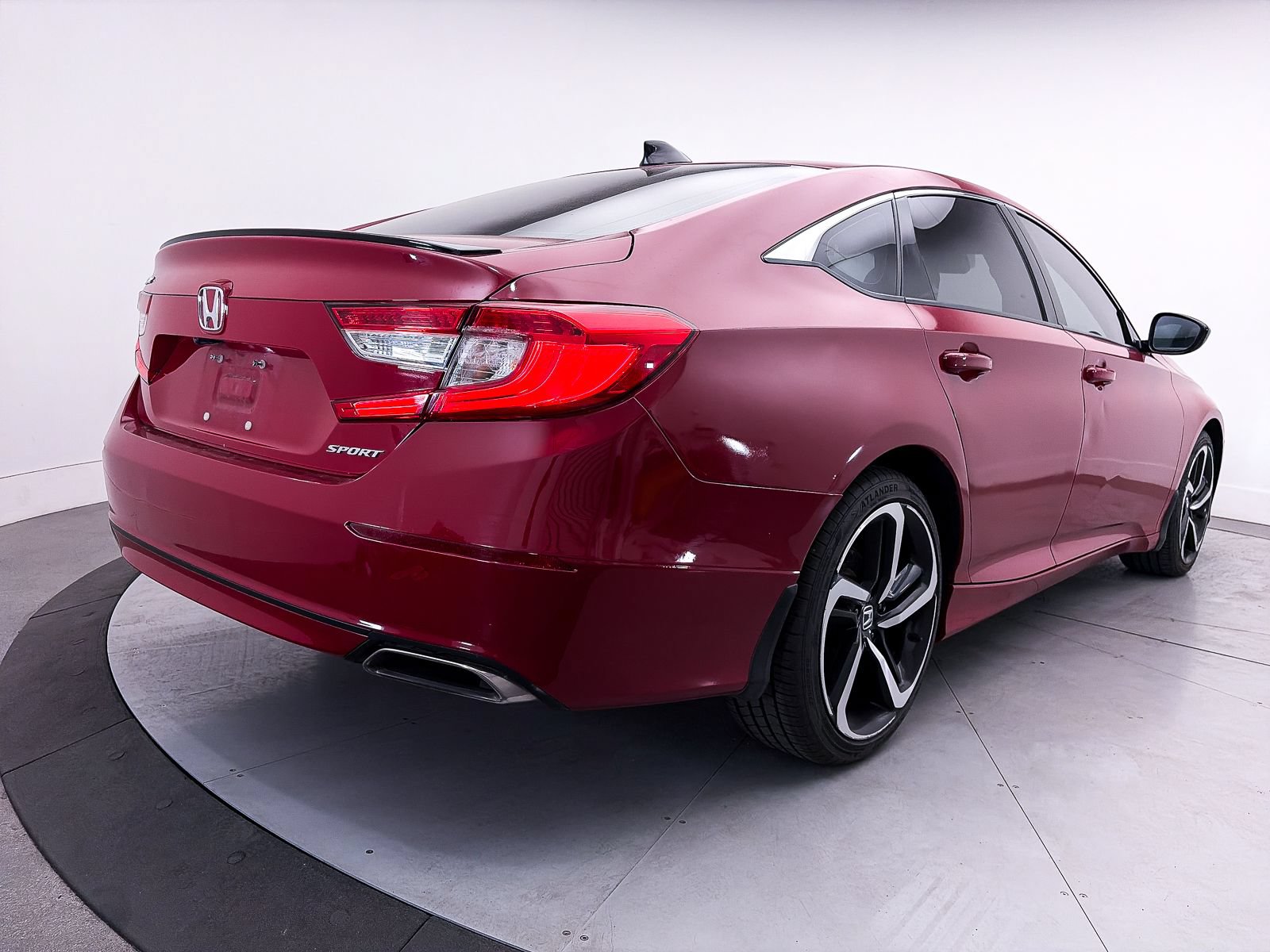 Used 2022 Honda Accord Sport image 9