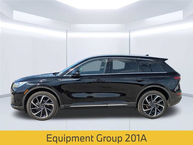 Used 2023 Lincoln Corsair Reserve w/ Equipment Group 201A FWD image 2