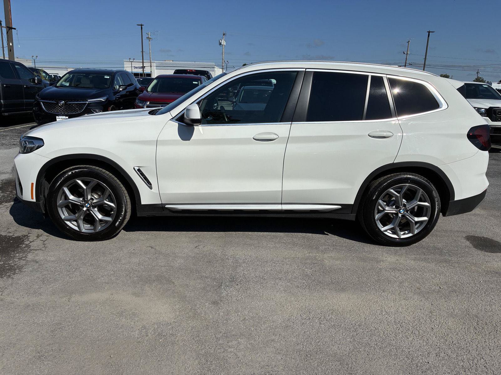 Used 2024 BMW X3 xDrive30i AWD/4WD image 4