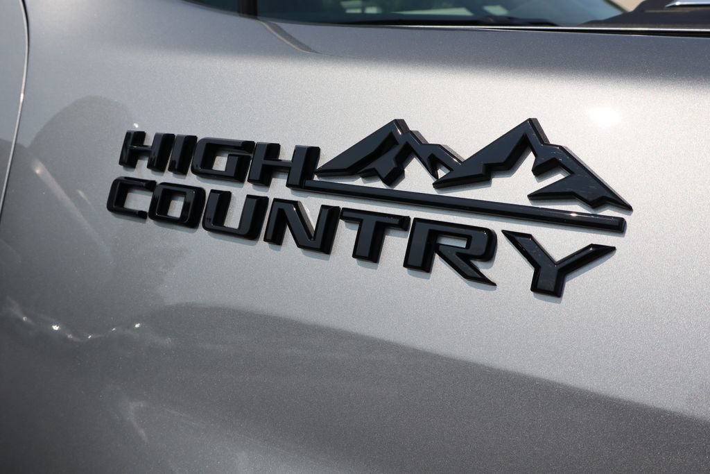 Used 2026 Chevrolet Silverado 3500 High Country w/ High Country Premium Package AWD/4WD image 28